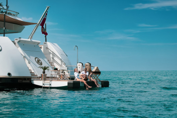 How to Choose the Perfect Yacht for Your Miami Charter Experience main image